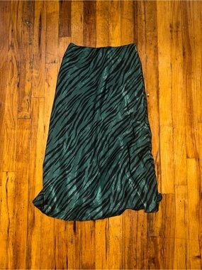 Gianni Bini Green and Black Zebra-Print Midi Skirt